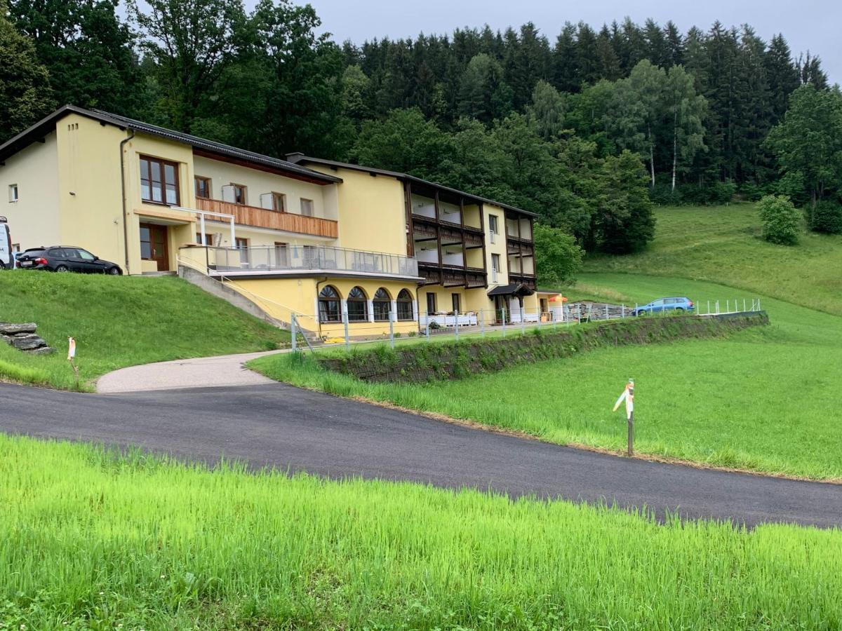 Haus Gruber Apartamento Feldkirchen in Kärnten Exterior foto